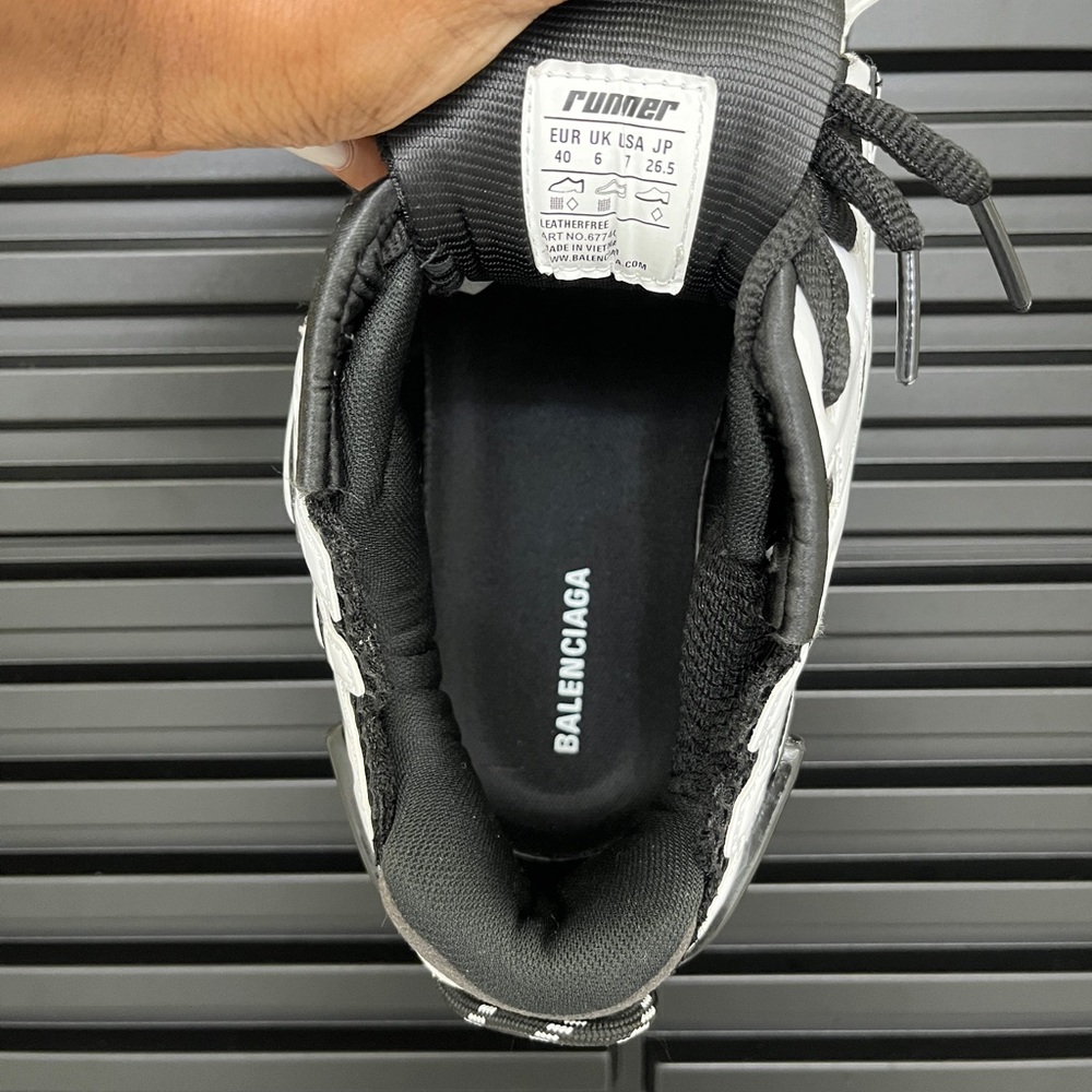 BALENCIAGA RUNNERS - Picture 6 of 6